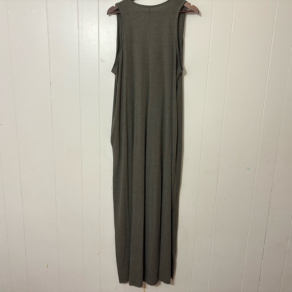 Natural Life Olive Green V-Neck Wide Leg Jumpsuit One Size - Picture 6 of 9